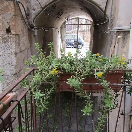 Prázdninový dům Le Casette Del Cortile In Centro 2 Sciacca